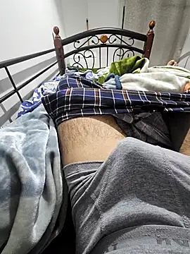 fena-sikerimmm online show from April 24, 2026, 10:01 pm