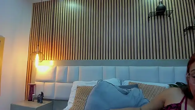 Snapshot of KattyBonnie chatting on October 19, 2025, 7:58 pm KattyBonnie online show from October 19, 2025, 7:58 pm