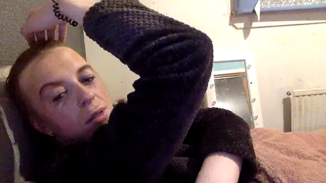 Bellababexox online show from March 7, 2026, 6:27 pm