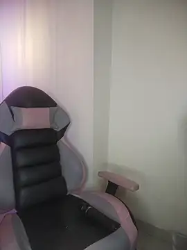 Dom venena online show from November 23, 2025, 7:02 pm