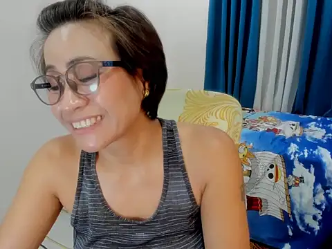 sweetkaley online show from March 16, 2026, 5:44 am