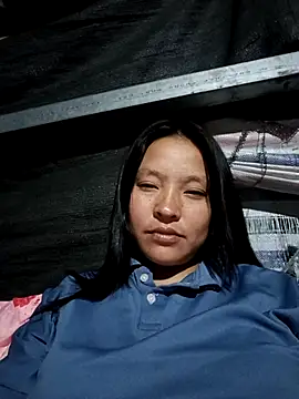 Snapshot of MuiNay chatting on October 23, 2025, 11:31 am MuiNay online show from October 23, 2025, 11:31 am