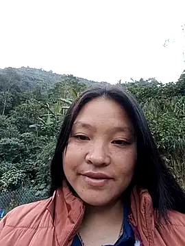 Snapshot of MuiNay chatting on November 28, 2025, 12:02 am MuiNay online show from November 28, 2025, 12:02 am