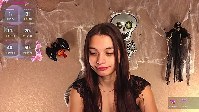 Leila Hefner online show from October 14, 2025, 2:23 am