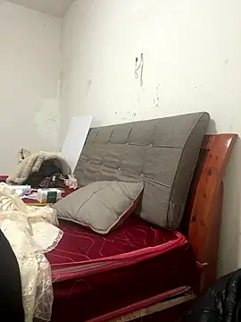 crhong666 online show from January 13, 2026, 12:27 am