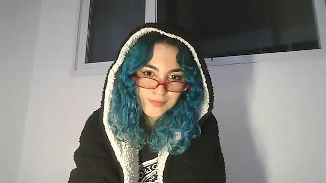 Snapshot of peetitefairy chatting on May 25, 2026, 5:24 am peetitefairy online show from May 25, 2026, 5:24 am