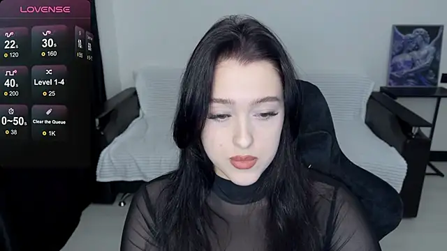 Snapshot of Sunshine_J chatting on September 28, 2025, 7:52 pm Sunshine J online show from September 28, 2025, 7:52 pm