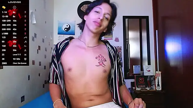 DannyPhantom555 online show from November 18, 2025, 6:01 pm