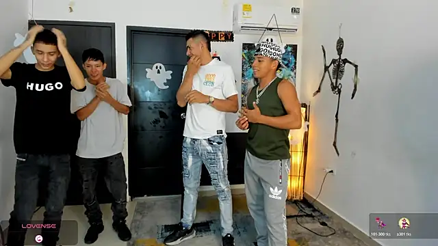 Playhardsex  online show from October 28, 2025, 11:18 pm