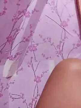 vickyhot1966 online show from November 27, 2025, 11:23 am