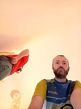 Big Bi Cub online show from October 17, 2025, 6:16 am