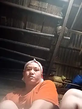 Love-Mama33 online show from September 16, 2025, 1:34 pm