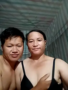 Love-Mama33 online show from October 5, 2025, 5:33 pm