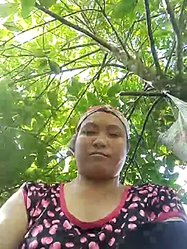 Love-Mama33 online show from November 15, 2025, 6:22 am