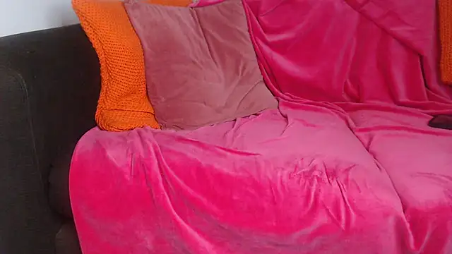 Snapshot of xRedhead_xx chatting on January 12, 2026, 3:17 pm xRedhead xx online show from January 12, 2026, 3:17 pm