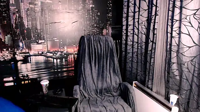 Snapshot of AMOURSWEET2025 chatting on November 15, 2025, 6:48 pm AMOURSWEET2025 online show from November 15, 2025, 6:48 pm