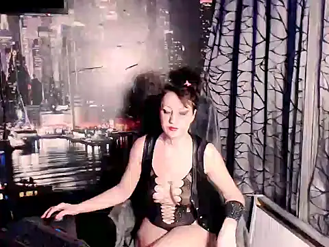 Snapshot of AMOURSWEET2025 chatting on November 27, 2025, 1:13 pm AMOURSWEET2025 online show from November 27, 2025, 1:13 pm