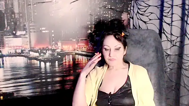 Snapshot of AMOURSWEET2025 chatting on February 2, 2026, 6:28 pm AMOURSWEET2025 online show from February 2, 2026, 6:28 pm