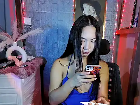 Snapshot of Nathalie_Smith19 chatting on April 18, 2026, 9:37 pm Nathalie Smith19 online show from April 18, 2026, 9:37 pm