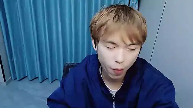 w5206t online show from April 3, 2026, 7:01 pm