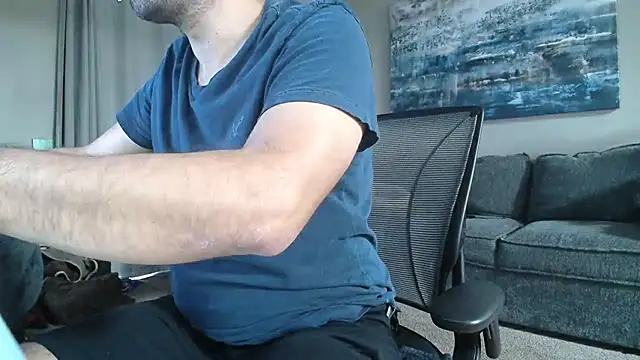 Snapshot of LeeCox chatting on March 18, 2025, 8:26 pm LeeCox online show from March 18, 2025, 8:26 pm