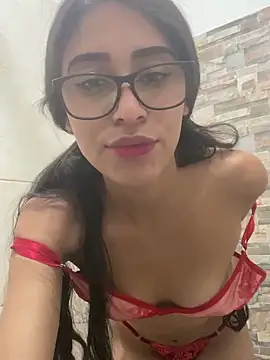 Snapshot of MiaRossel chatting on September 10, 2025, 12:05 pm MiaRossel online show from September 10, 2025, 12:05 pm