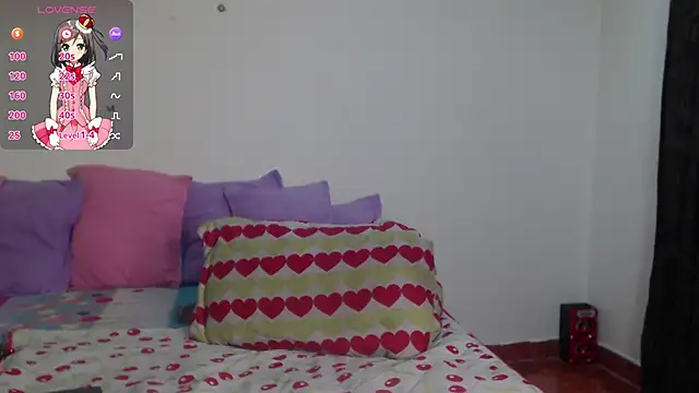 evangeline lover online show from November 4, 2025, 12:04 pm