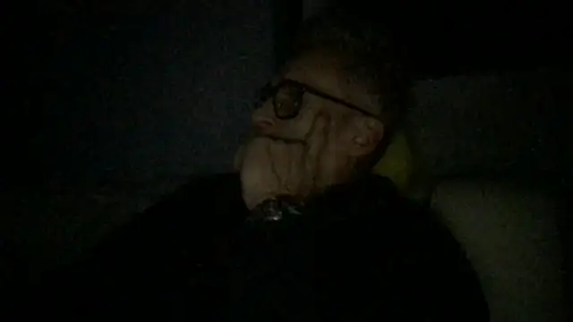 Axl hot online show from February 5, 2026, 10:03 pm