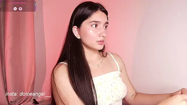 Snapshot of dulceangel__ chatting on September 25, 2025, 3:43 am dulceangel online show from September 25, 2025, 3:43 am