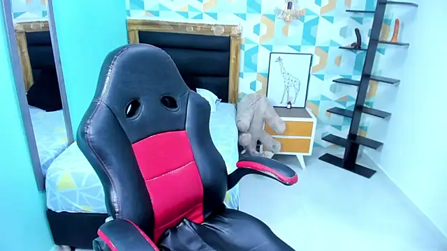 KRISTINPITERS online show from January 10, 2026, 7:59 pm