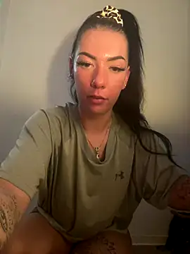 mrs pussy online show from February 1, 2026, 4:33 am