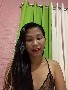 Snapshot of Cleo17 chatting on February 5, 2026, 1:38 pm Cleo17 online show from February 5, 2026, 1:38 pm