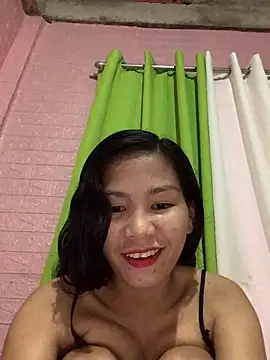 Snapshot of Cleo17 chatting on February 11, 2026, 2:11 pm Cleo17 online show from February 11, 2026, 2:11 pm