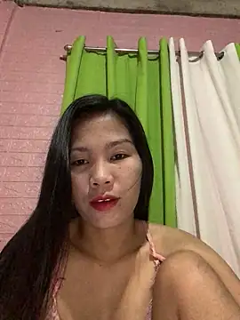 Snapshot of Cleo17 chatting on April 3, 2026, 1:53 pm Cleo17 online show from April 3, 2026, 1:53 pm