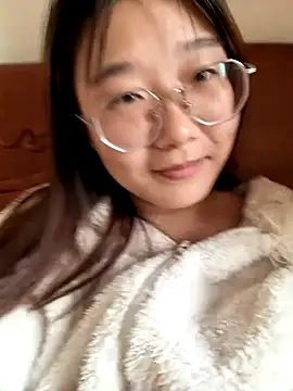 sisi-maiden online show from March 2, 2026, 7:15 am