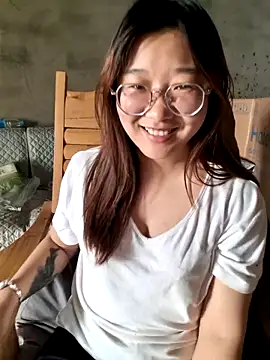 sisi-maiden online show from March 12, 2026, 7:58 am