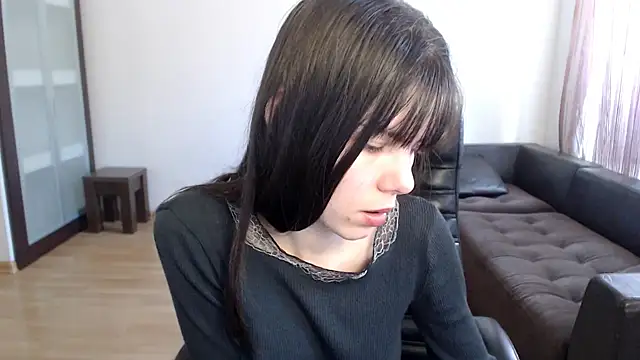 AmelieReve online show from October 31, 2025, 11:11 am