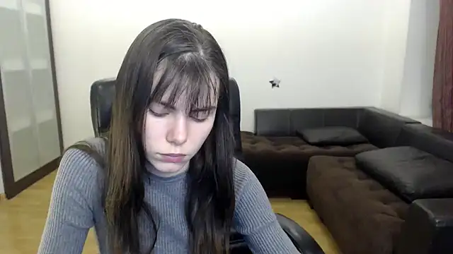 AmelieReve online show from November 10, 2025, 6:51 pm