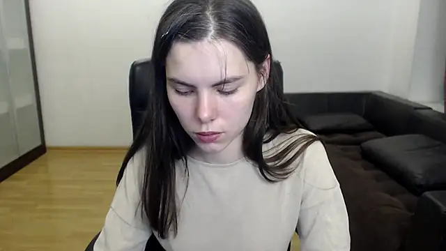 AmelieReve online show from November 17, 2025, 6:14 pm