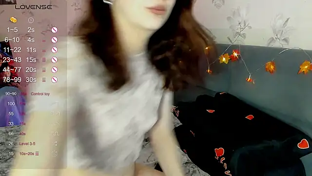 DiaDavidson online show from November 24, 2025, 9:25 pm