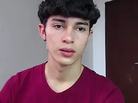 Snapshot of john_vichenso chatting on September 23, 2025, 8:56 pm john vichenso online show from September 23, 2025, 8:56 pm