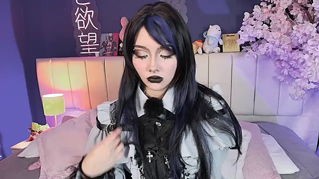 Shizuko  online show from June 18, 2026, 8:57 pm