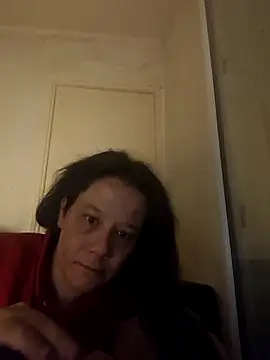 zeousseelphie online show from April 28, 2026, 2:27 am