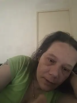 zeousseelphie online show from June 8, 2026, 9:20 am