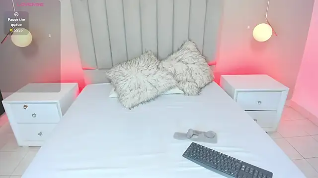 Dani rosse  online show from November 2, 2025, 2:41 pm