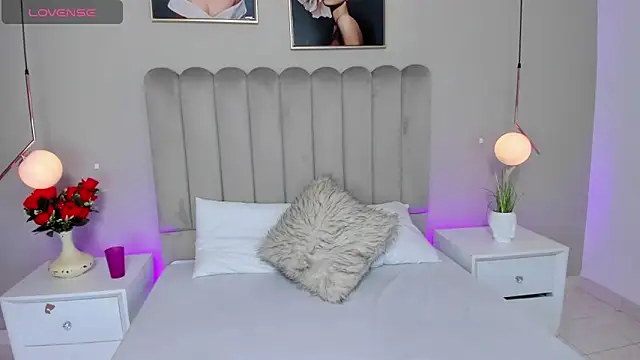 Dani rosse  online show from April 15, 2026, 12:12 pm