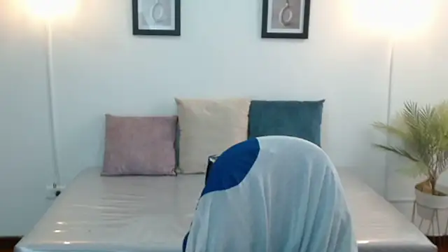 Evanss lx online show from March 27, 2026, 7:24 pm