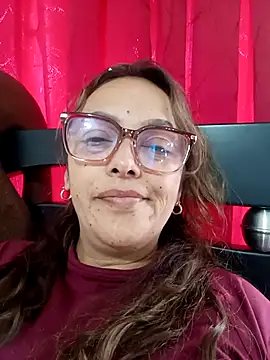 Lady 16 online show from February 9, 2026, 9:30 pm