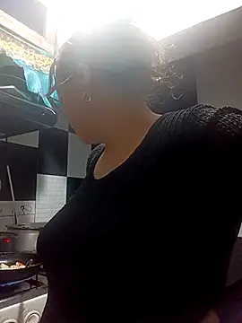 Lady 16 online show from February 21, 2026, 2:34 am