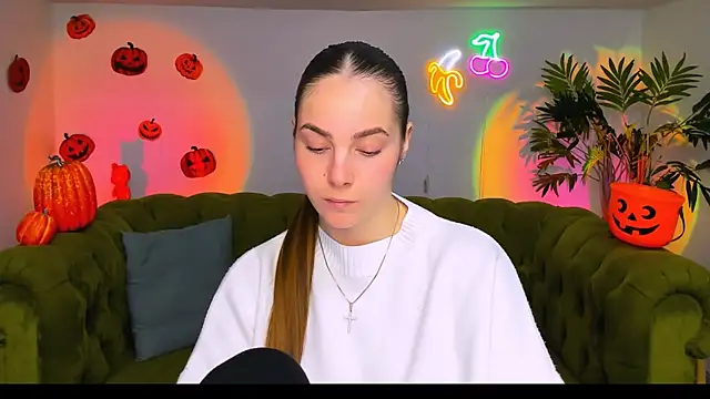 Snapshot of rad_rebel_ chatting on November 8, 2025, 6:02 am rad rebel online show from November 8, 2025, 6:02 am